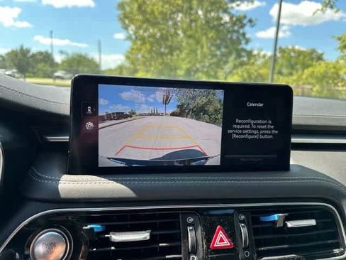 Used 2023 Genesis G70 2.0T AWD/4WD image 9