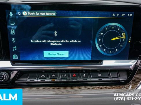 Used 2025 Chevrolet Silverado 1500 LT image 36