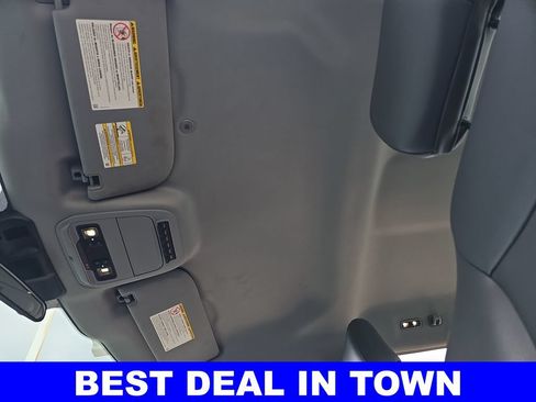 Used 2024 Ford F250 XL w/ XL Chrome Package RWD image 29