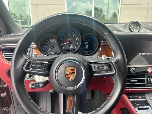Used 2023 Porsche Macan Turbo AWD/4WD image 29