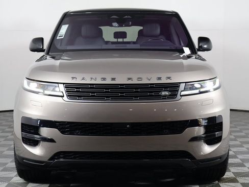 Used 2023 Land Rover Range Rover Sport SE image 2