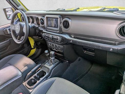 Used 2023 Jeep Wrangler Unlimited Sport AWD/4WD image 19