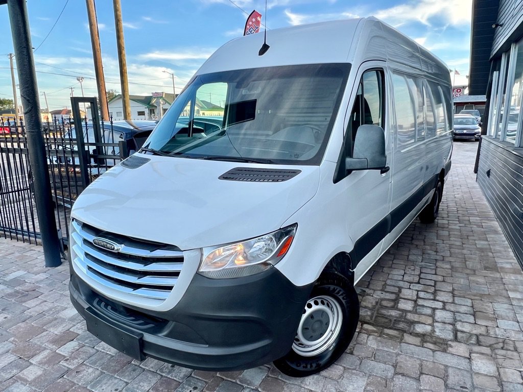 Used 2019 Freightliner Sprinter 2500 RWD image 24