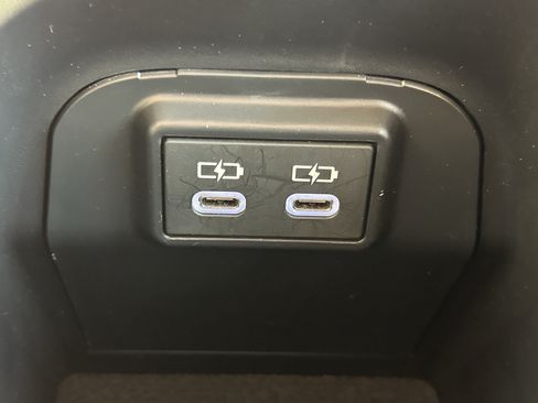 Certified 2025 Toyota RAV4 XLE AWD/4WD image 32