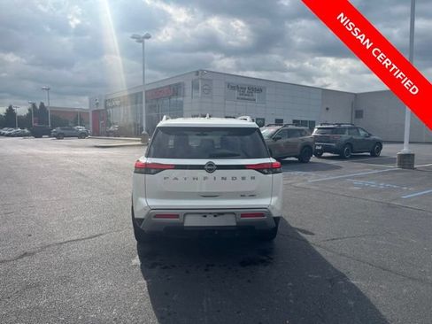 Certified 2024 Nissan Pathfinder SL w/ SL Premium Package AWD/4WD image 7