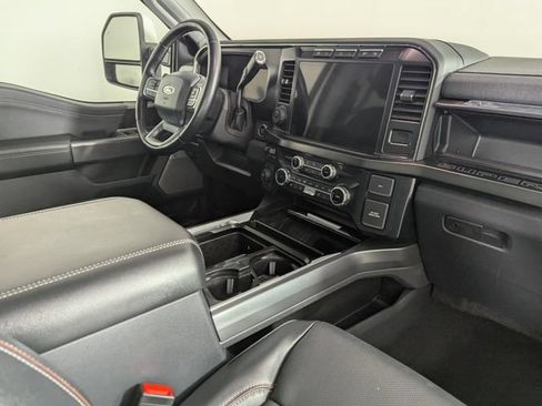 Used 2023 Ford F250 Lariat w/ Lariat Ultimate Package AWD/4WD image 27