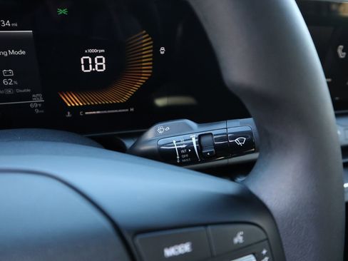 New 2025 Kia K4 LXS image 30