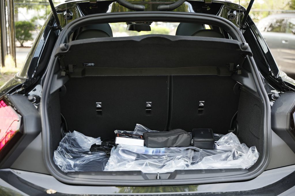 New 2026 MINI Cooper 4-Door Hardtop FWD image 32