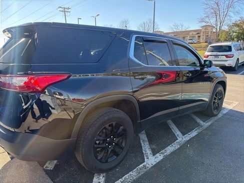 Used 2020 Chevrolet Traverse LS w/ LPO, Blackout Package image 3