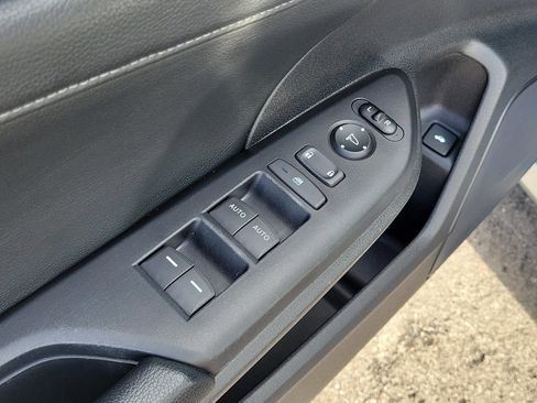 Used 2019 Honda Civic EX-L image 14