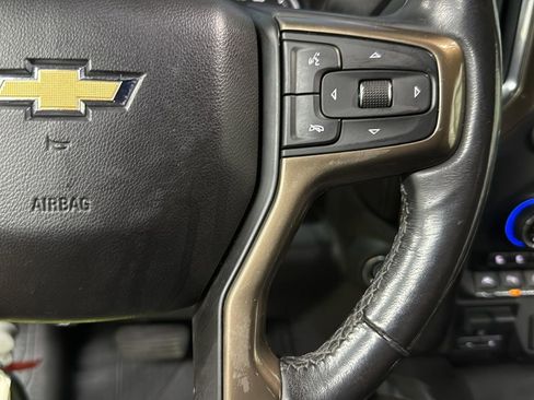 Used 2021 Chevrolet Silverado 1500 High Country w/ Technology Package image 16