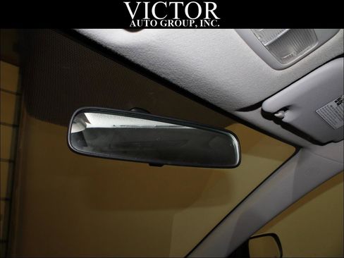 Used 2011 Toyota Corolla LE image 22