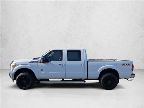Used 2015 Ford F250 Lariat w/ Chrome Package image 8
