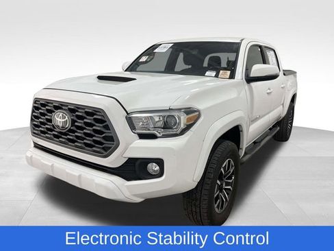 Used 2021 Toyota Tacoma TRD Sport image 11