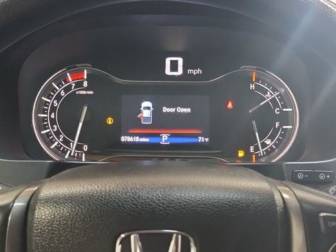 Used 2019 Honda Ridgeline Sport image 17