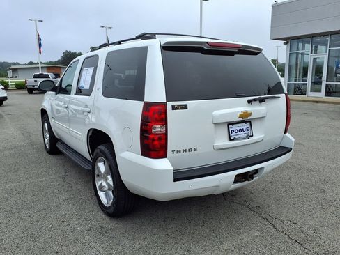 Used 2013 Chevrolet Tahoe LT w/ Luxury Package AWD/4WD image 3