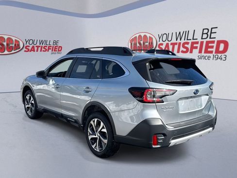 Used 2021 Subaru Outback Limited XT image 4
