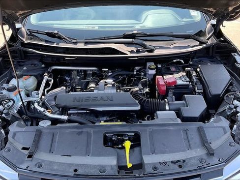Used 2026 Nissan Rogue SL FWD image 29