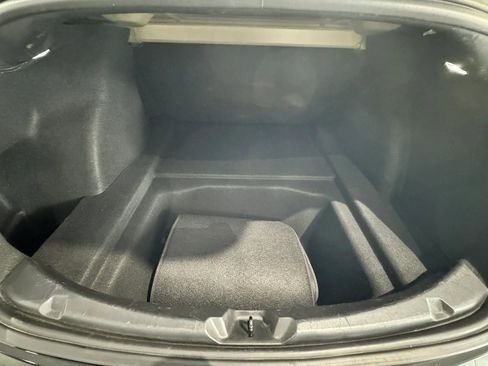 Used 2018 Tesla Model 3 Long Range RWD image 33