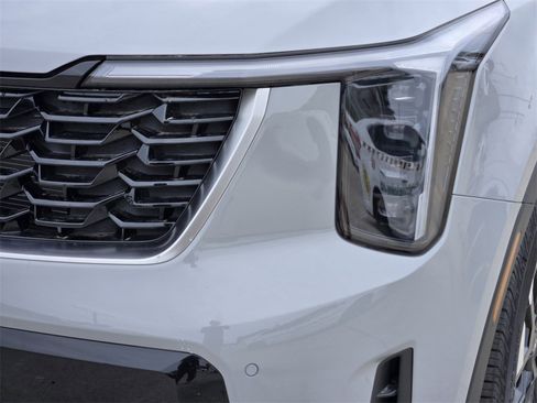 New 2026 Kia Sorento S w/ S Panoramic Sunroof Package image 7