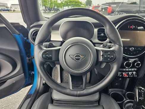 Used 2023 MINI Cooper S FWD image 18