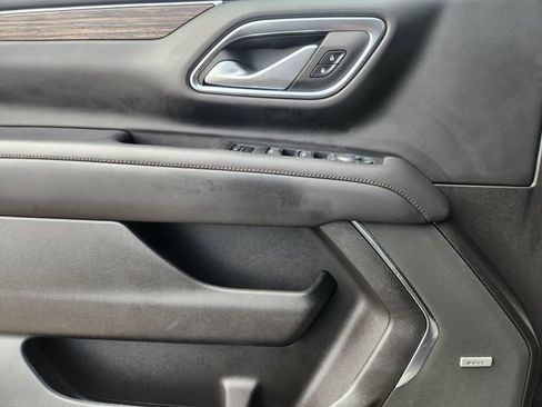 Used 2023 Chevrolet Tahoe High Country w/ Advanced Technology Package image 16