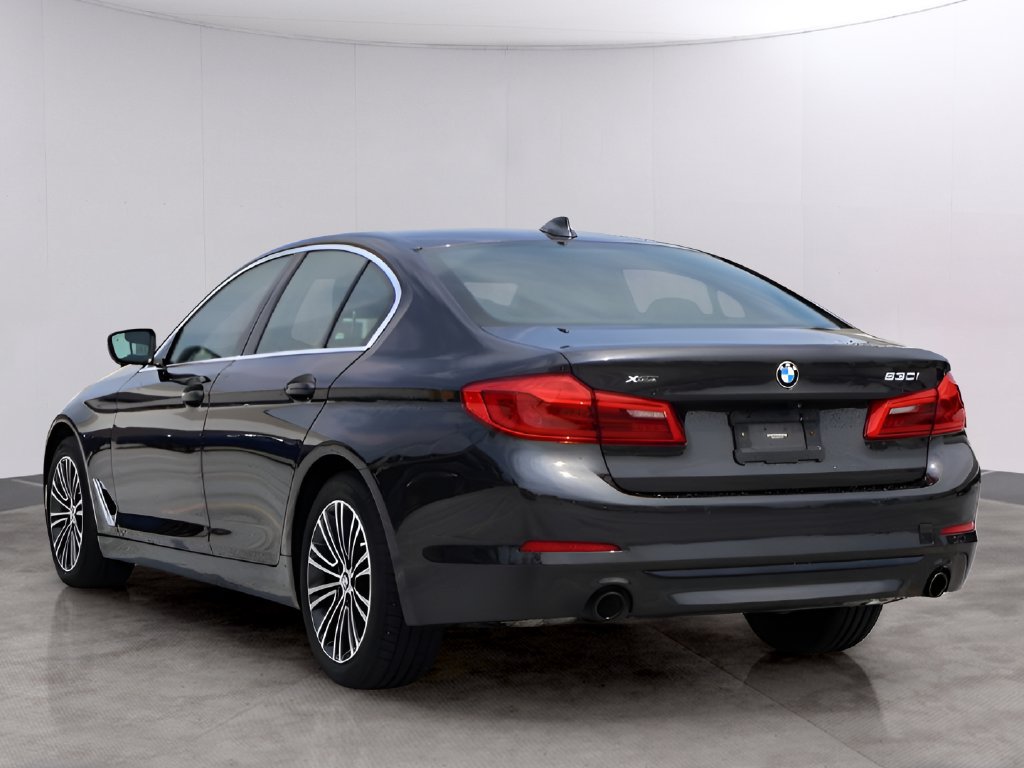 Used 2019 BMW 530i xDrive w/ Convenience Package AWD/4WD image 5