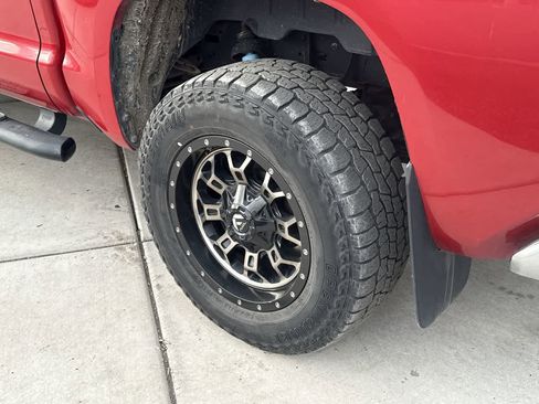 Used 2019 Toyota Tundra SR5 image 8