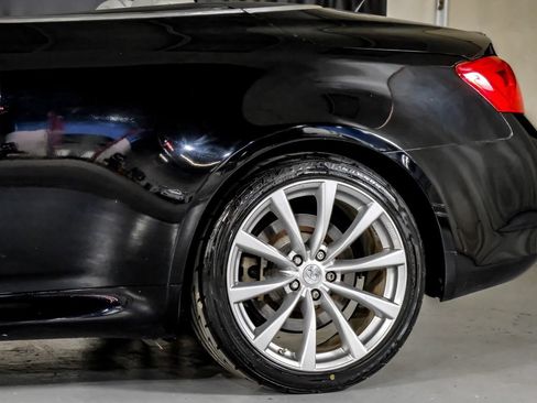Used 2010 INFINITI G37 Convertible w/ Premium Pkg RWD image 13