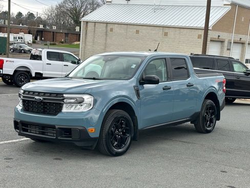 Used 2023 Ford Maverick XLT w/ Equipment Group 300A Standard image 2