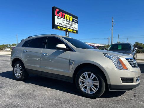 Used 2016 Cadillac SRX Luxury image 2