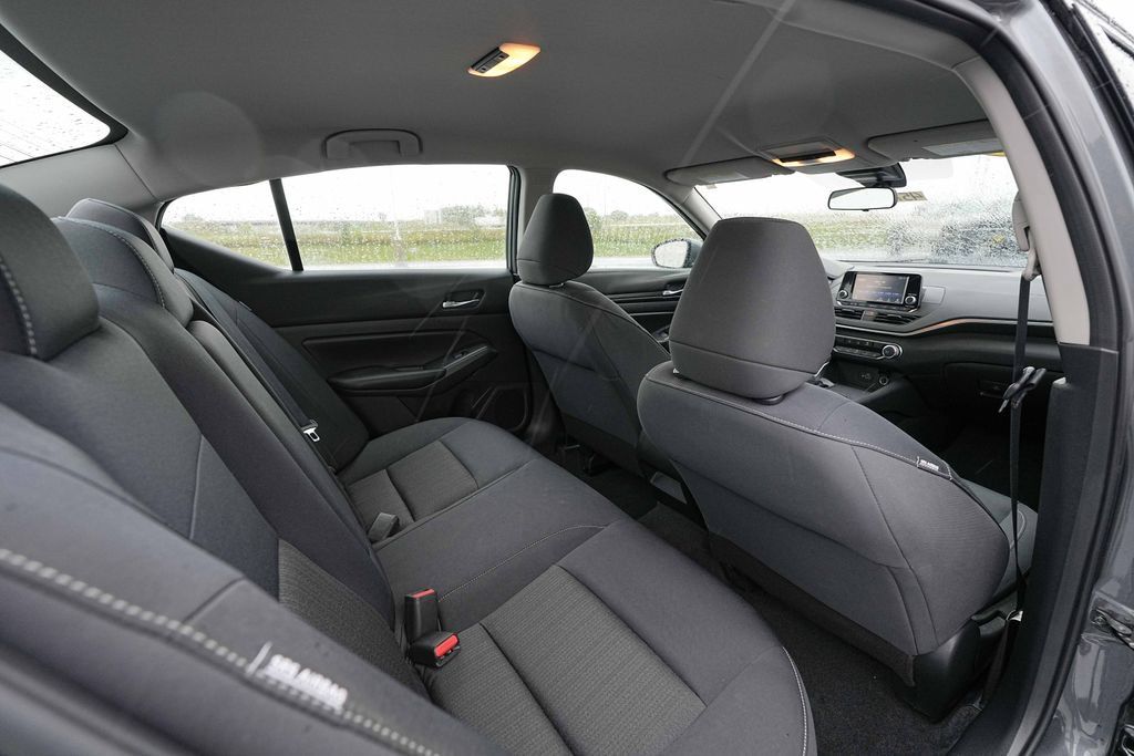 Used 2021 Nissan Altima 2.5 S FWD image 22