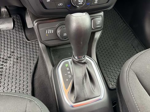 Used 2023 Jeep Renegade Altitude w/ Sun/Sound Group image 36