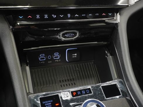 New 2026 Jeep Grand Cherokee Altitude AWD/4WD image 24