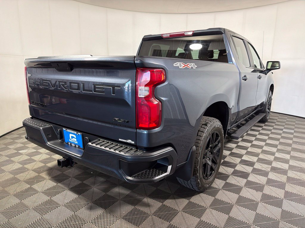 Used 2022 Chevrolet Silverado 1500 RST w/ LPO, Blackout Package AWD/4WD image 8