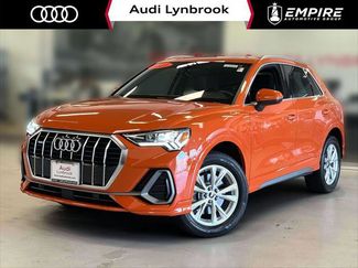 Used 2023 Audi Q3 2.0T Premium image 1