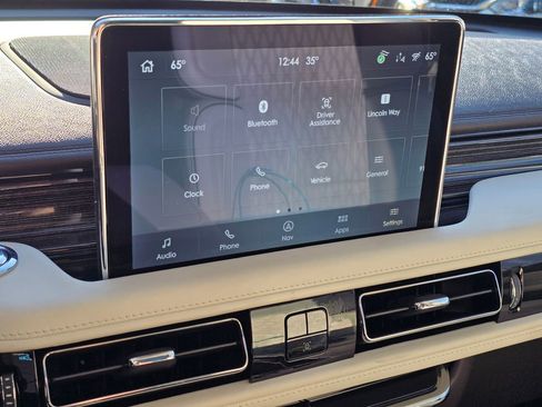 Used 2023 Lincoln Aviator Black Label w/ Dynamic Handling Package image 62