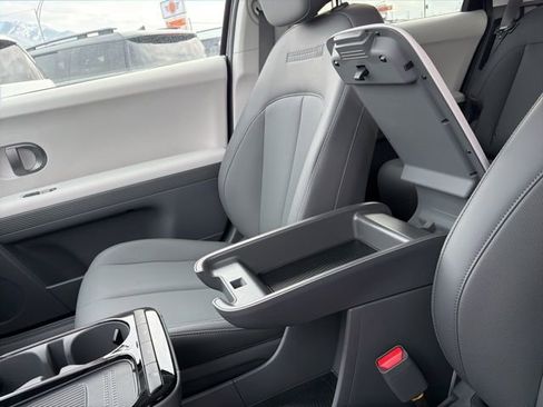 New 2026 Hyundai Ioniq 5 SEL image 27