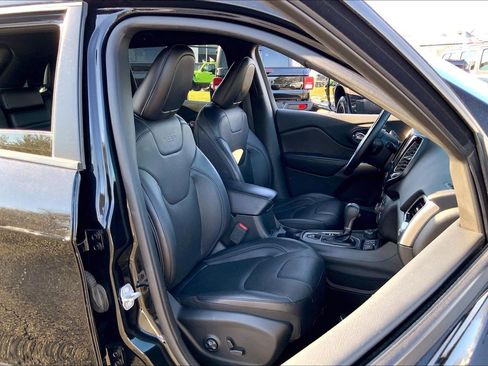 Used 2019 Jeep Cherokee High Altitude image 7