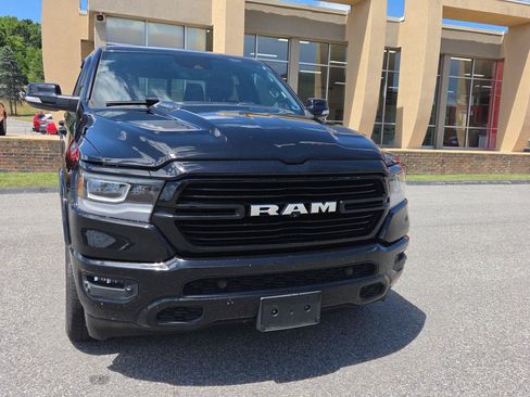 Used 2019 RAM 1500 Laramie AWD/4WD image 8