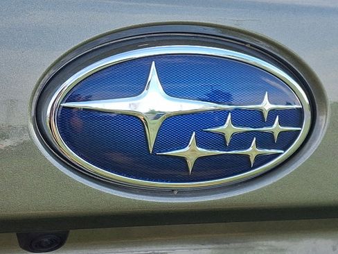 Certified 2025 Subaru Outback Premium AWD/4WD image 9