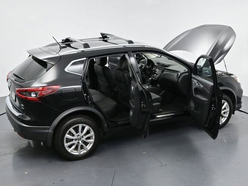 Used 2020 Nissan Rogue Sport SV w/ Technology Package FWD image 40