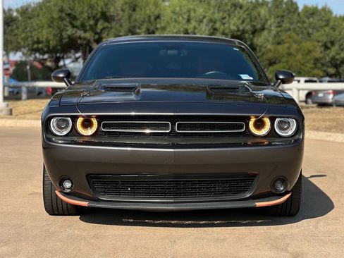 Used 2015 Dodge Challenger SXT Plus w/ Premium Sound Group image 13