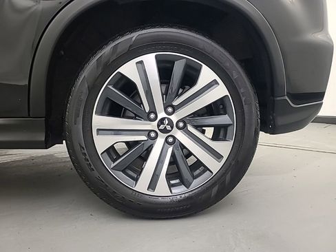 Used 2024 Mitsubishi Outlander Sport SE image 9