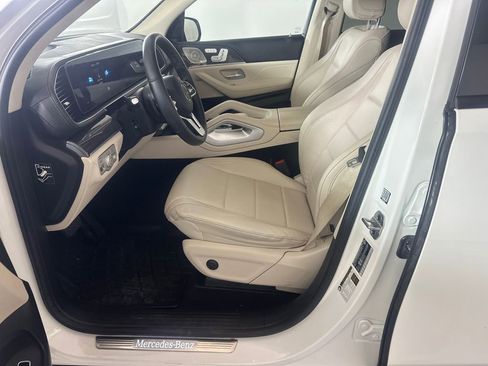 Used 2023 Mercedes-Benz GLE 450 4MATIC image 3