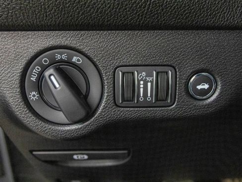 Used 2021 Dodge Challenger R/T Scat Pack image 21