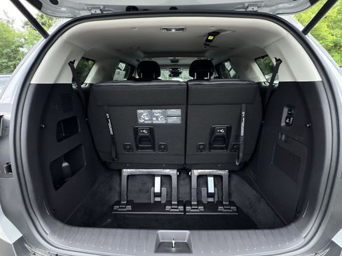 New 2026 Kia Carnival SX Prestige FWD image 36