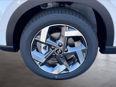 New 2026 Hyundai Venue SEL image 13