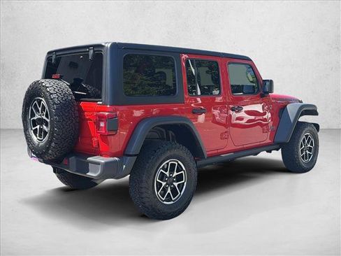 Used 2026 Jeep Wrangler Unlimited Rubicon AWD/4WD image 5