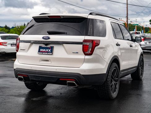 Used 2016 Ford Explorer Sport w/ Equipment Group 401A AWD/4WD image 9